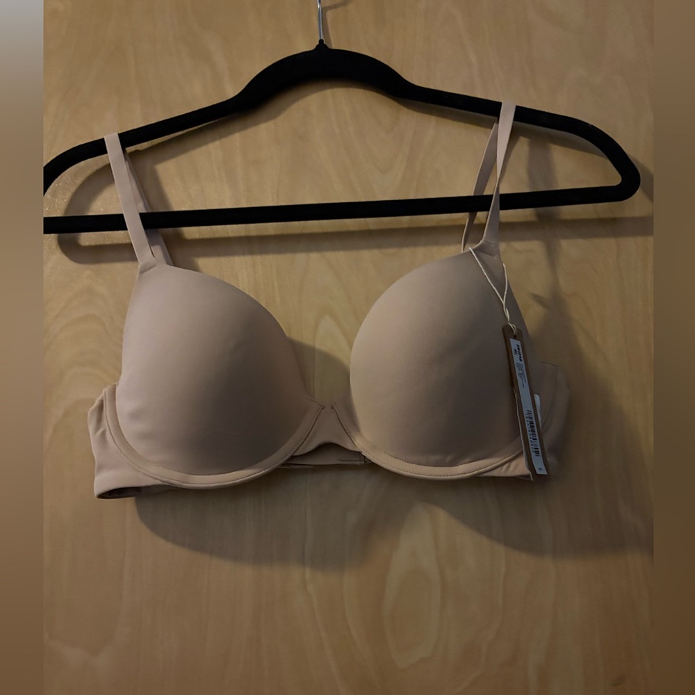 Skims Fits Everybody T-Shirt Bra